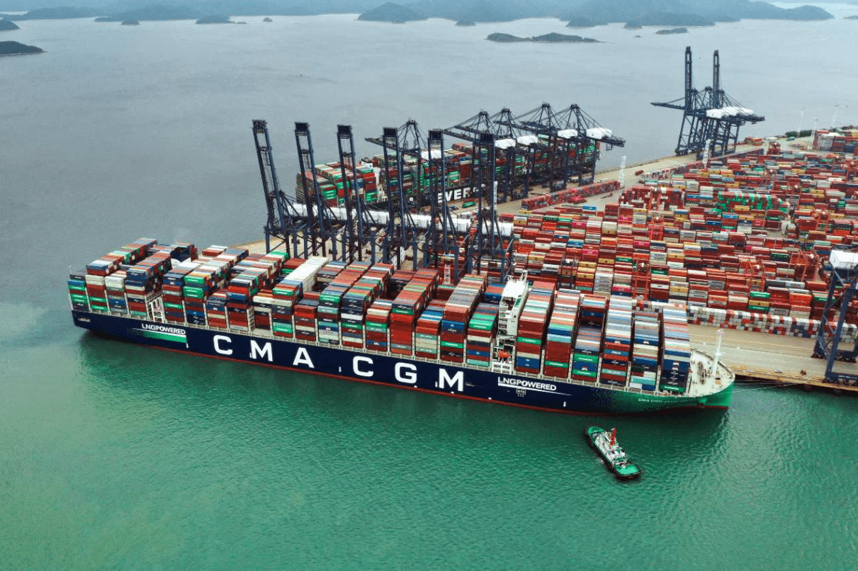 CMA CGM Applies Overweight Surcharge on Heavy Containers